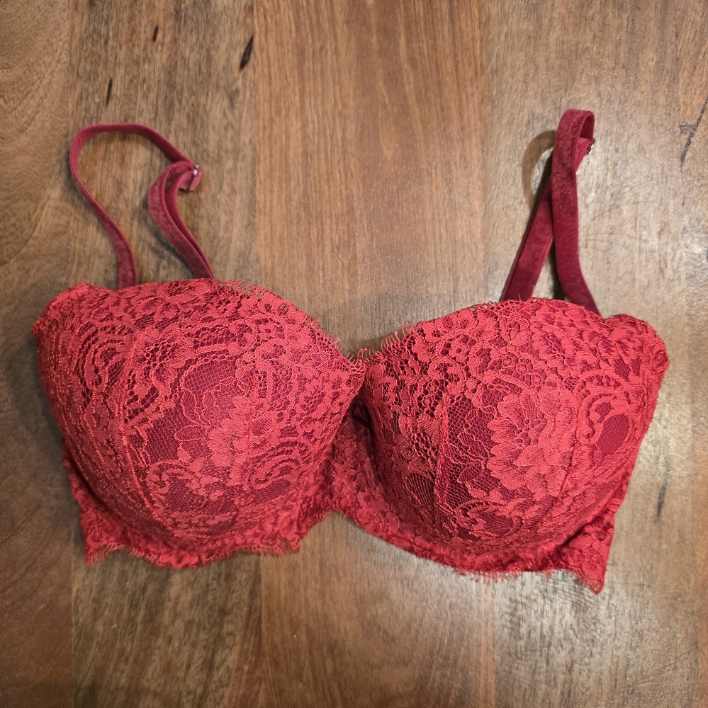 Victoria's Secret Dream Angels Demi Lined Bra 32DDD / 32F, Red